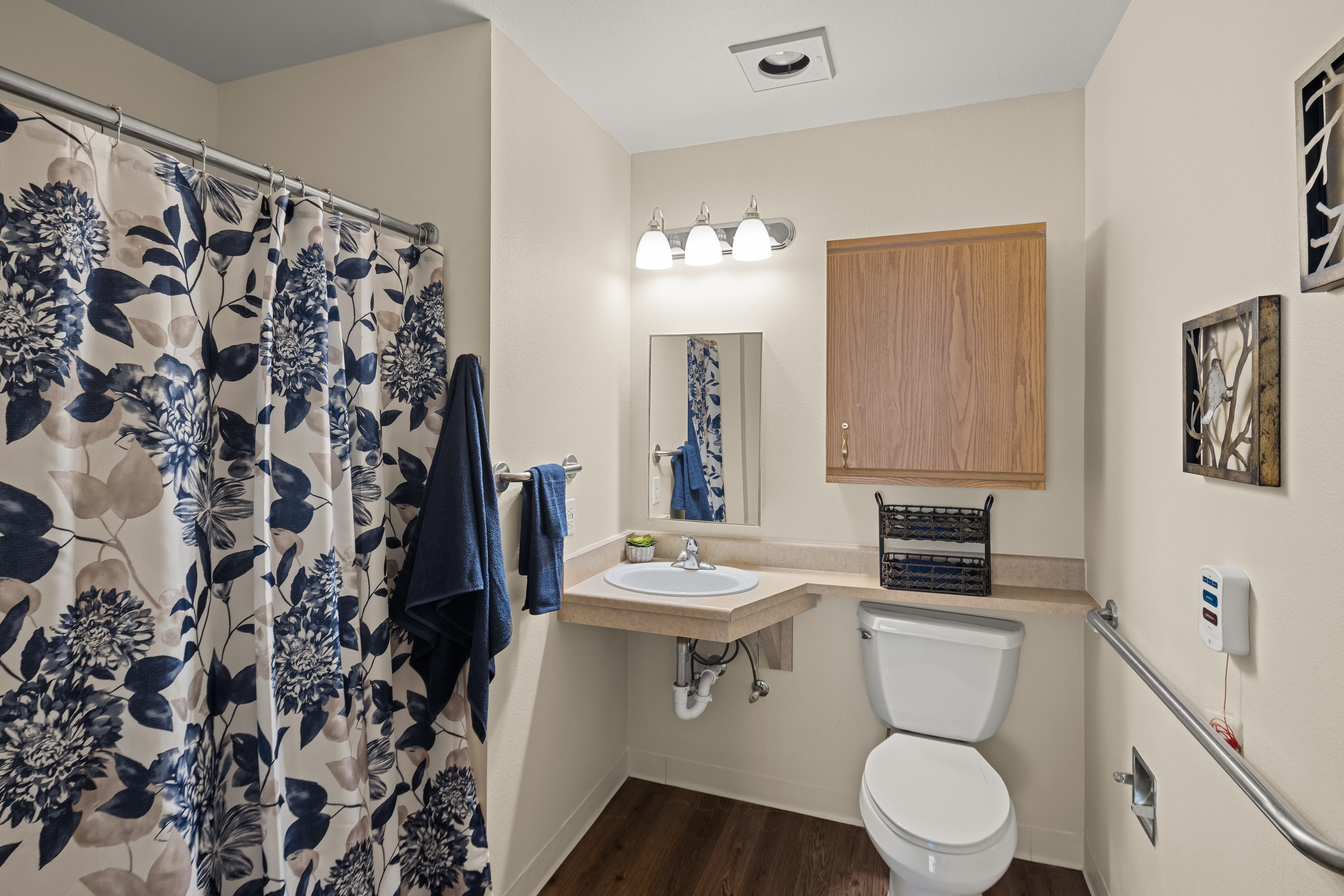 29-El-Camino-048-Model 1BR 1BA